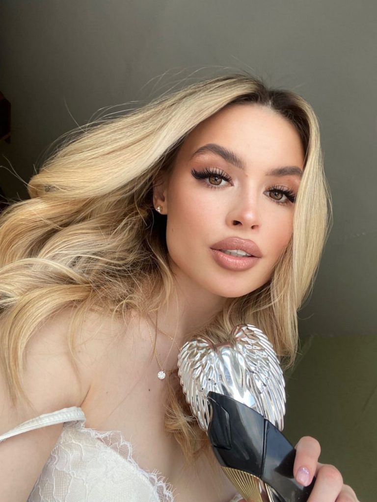 Лучшие эскорт услуги от Джульетта работает в Питере