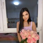 VIP эскорт от Алина работает в Питере